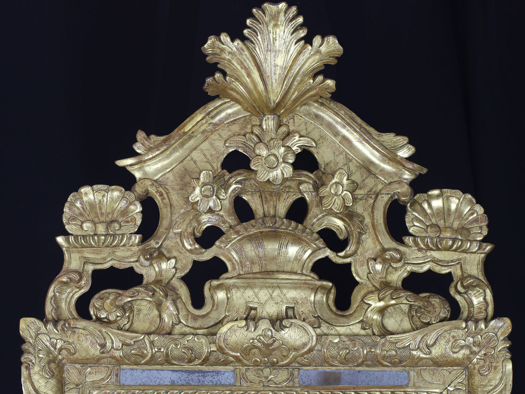 Miroir à parcloses doré Louis XIV