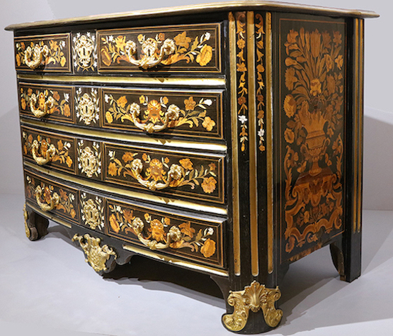 Restauration Commode Louis XIV marqueterie florale Mondon